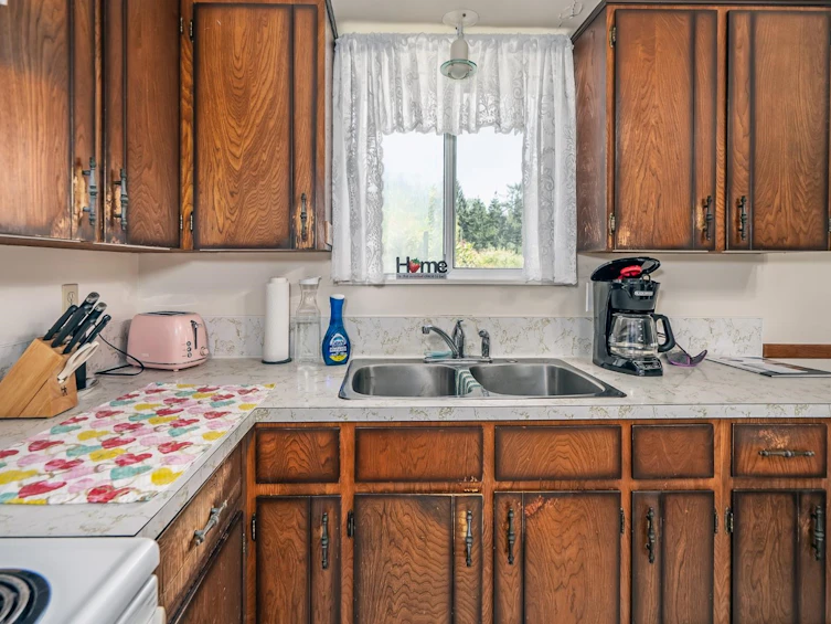 25792 Dewdney Trunk Road, Maple Ridge, BC, V4R 1Y4 - 6