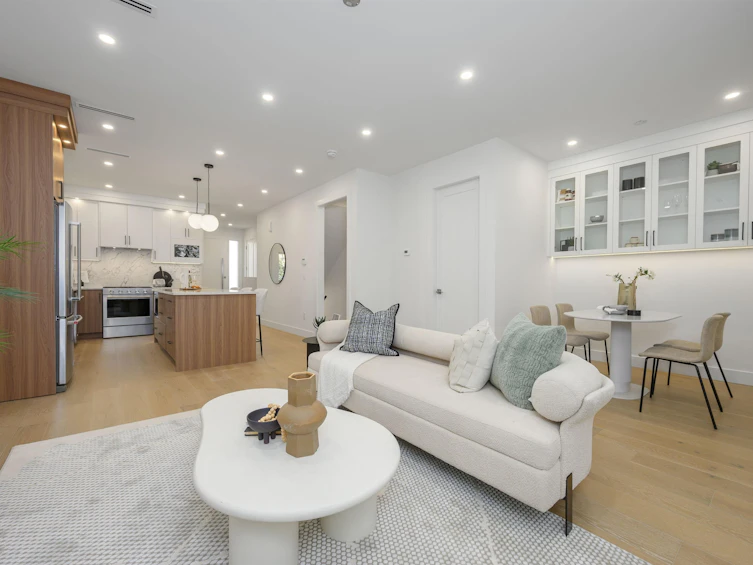 1-6176 Elgin Avenue, Burnaby, BC, V5H 3S4 - 9