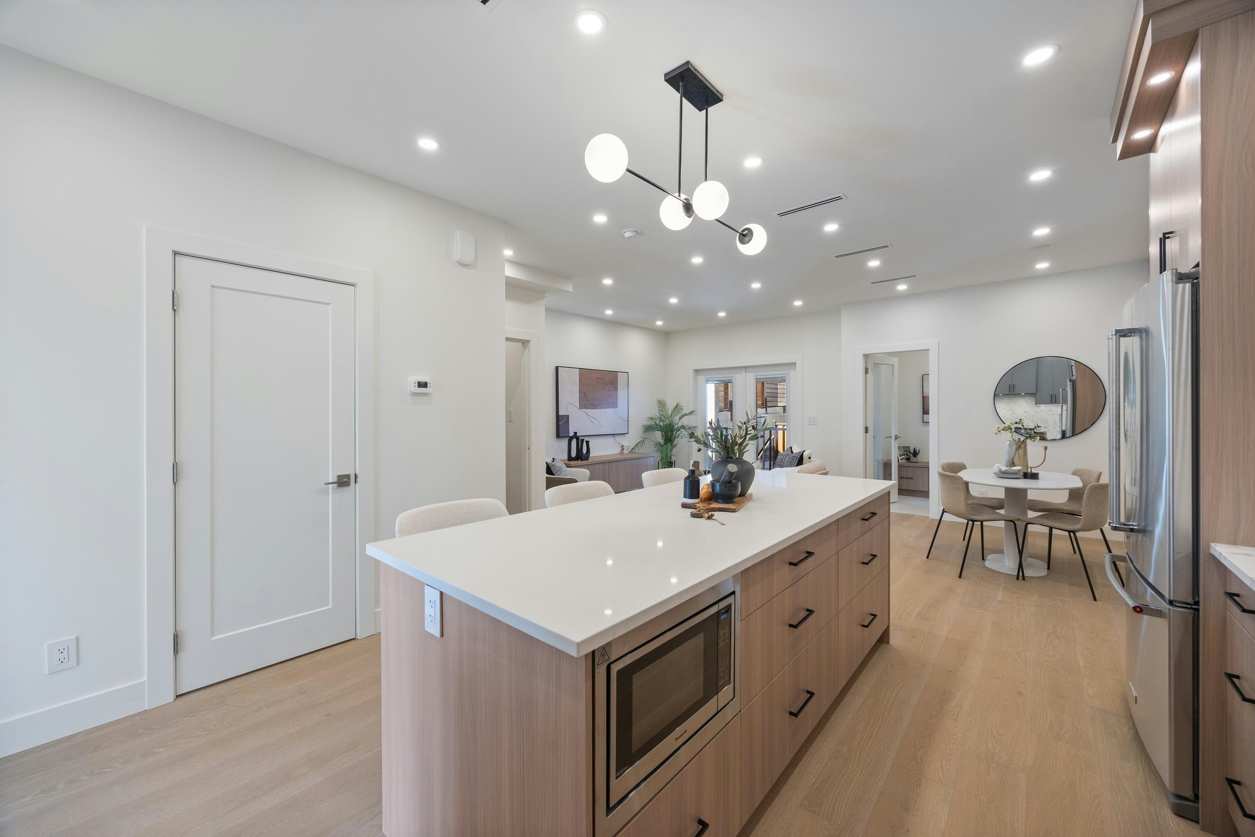 3-6176 Elgin Avenue, Burnaby, BC, V5H 3S4 - 13