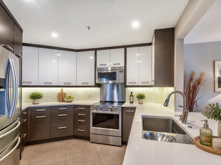 310-1236 W 8th Avenue, Vancouver, BC, V6H 3Y9 - 11