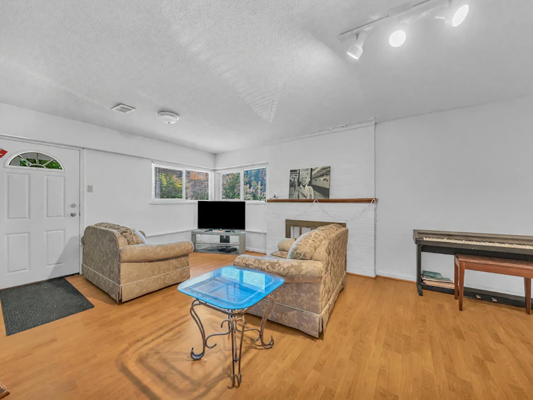 468 Saville Crescent, North Vancouver, BC, V7N 3B1 - 30