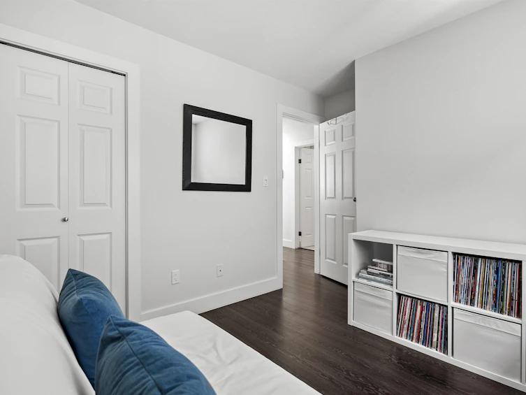 1050 E 10th Avenue, Vancouver, BC, V5T 2B5 - 23