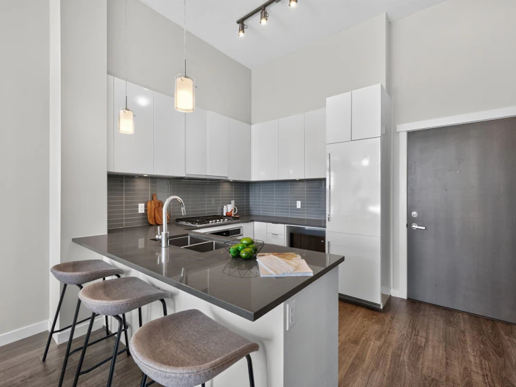 610-9311 Alexandra Road, Richmond, BC, V6X 0L8 - 11