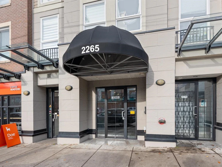PH18-2265 E Hastings Street, Vancouver, BC, V5L 1V3