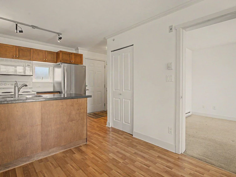 PH18-2265 E Hastings Street, Vancouver, BC, V5L 1V3 - 9