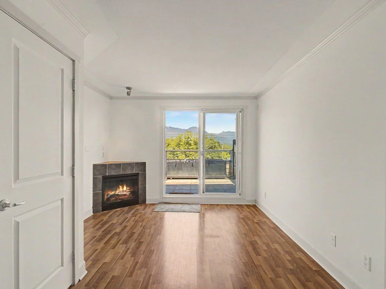 PH18-2265 E Hastings Street, Vancouver, BC, V5L 1V3 - 3