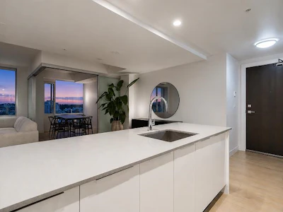 PH02-1283 Howe Street - 5