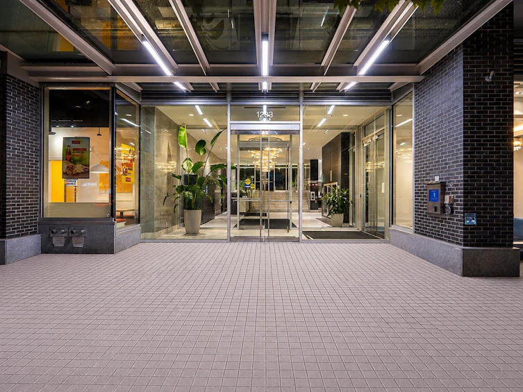 PH02-1283 Howe Street, Vancouver, BC, V6Z 0E3 - 3