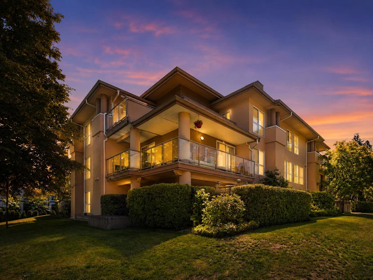 109-14980 101a Avenue, Surrey, BC, V3R 0T1 - 11