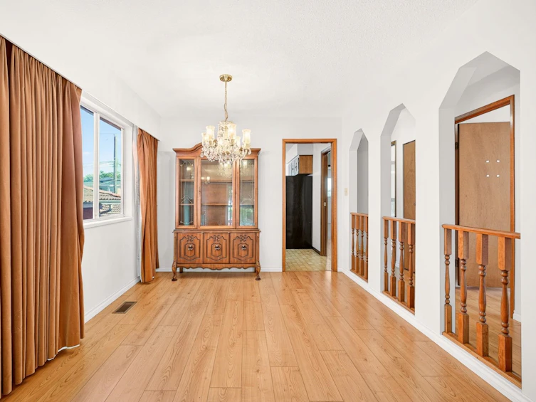 2463 Galt Street, Vancouver, BC, V5R 2R8 - 7