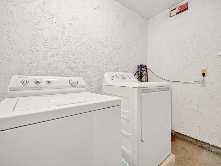 2463 Galt Street, Vancouver, BC, V5R 2R8 - 31