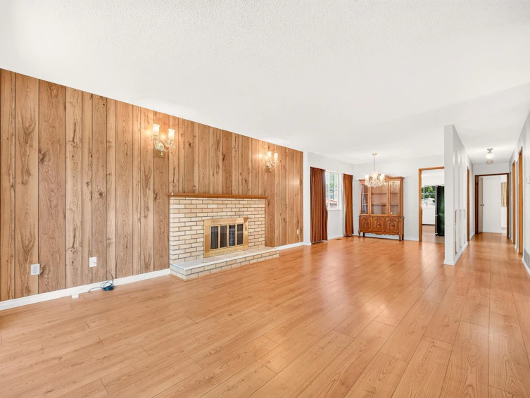 2463 Galt Street, Vancouver, BC, V5R 2R8 - 5