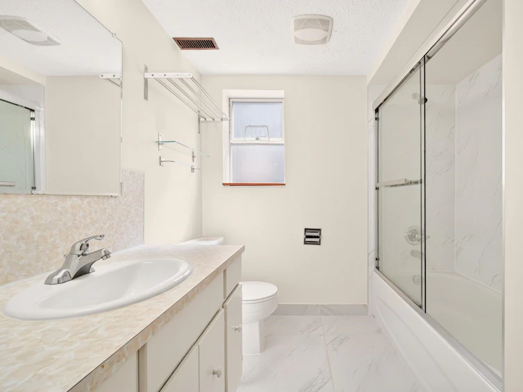 2463 Galt Street, Vancouver, BC, V5R 2R8 - 13