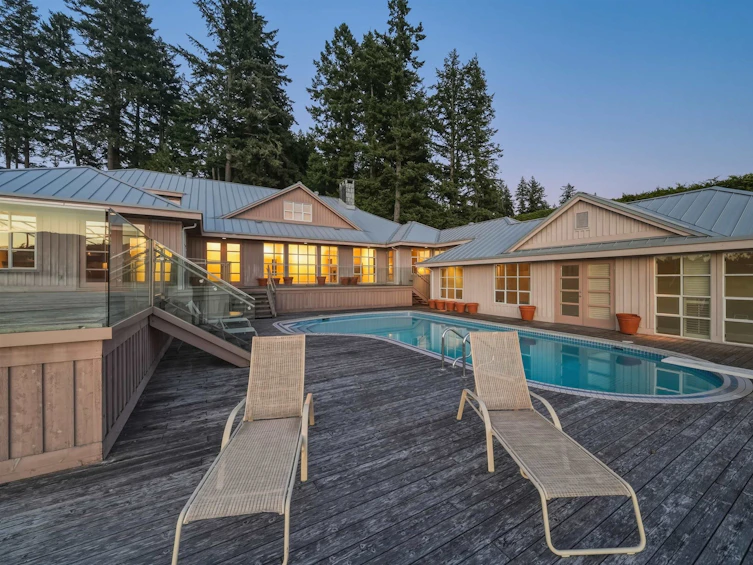 6231 Taylor Drive, West Vancouver, BC, V7W 1Y8 - 30