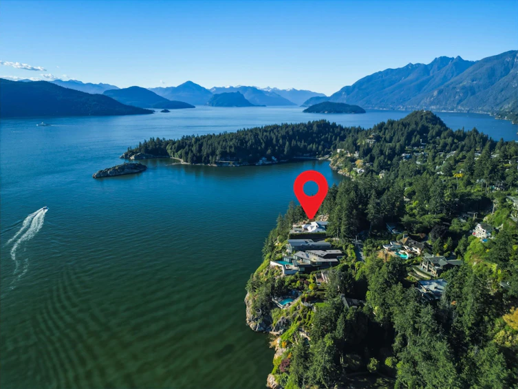 6231 Taylor Drive, West Vancouver, BC, V7W 1Y8 - 3