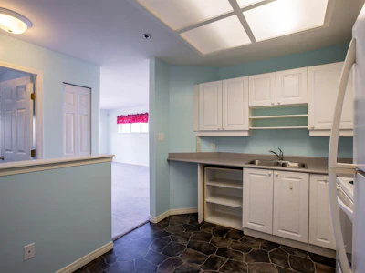 201-5711 Mermaid Street - 4