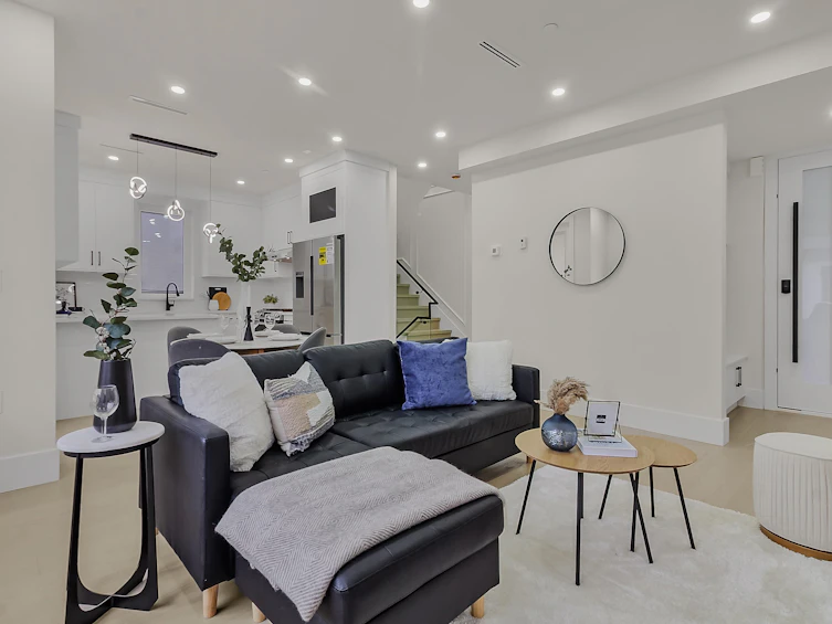 583 E 60th Avenue, Vancouver, BC, V5X 2A2 - 14