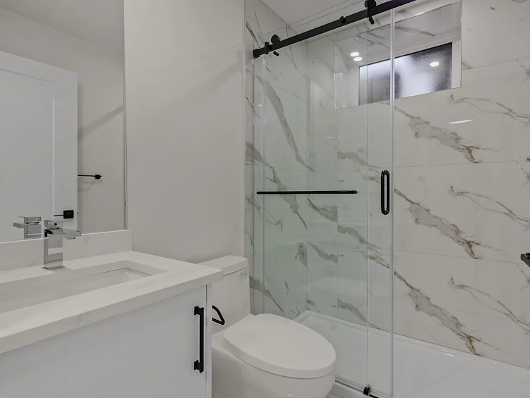 583 E 60th Avenue, Vancouver, BC, V5X 2A2 - 26