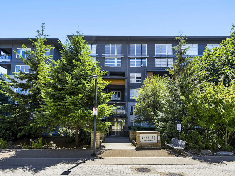 502-9168 Slopes Mews, Burnaby, BC, V5A 0E4