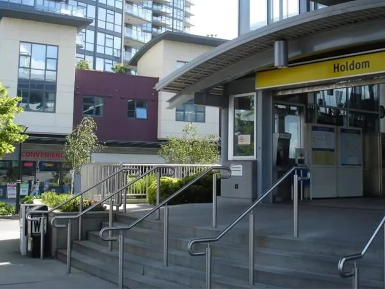 115-1945 Woodway Place, Burnaby, BC, V5B 4S4 - 35