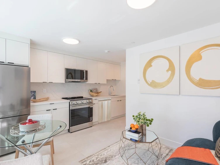 2888 W 29th Avenue, Vancouver, BC, V6L 1Y1 - 19