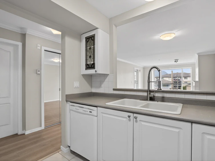 308-2340 Hawthorne Avenue, Port Coquitlam, BC, V3C 1W9 - 7