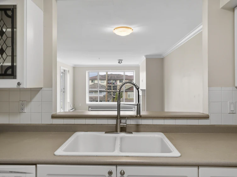 308-2340 Hawthorne Avenue, Port Coquitlam, BC, V3C 1W9 - 8