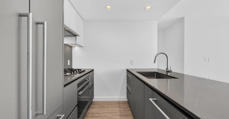 1908-2135 Springer Avenue, Burnaby, BC, V5B 2Z6 - 2