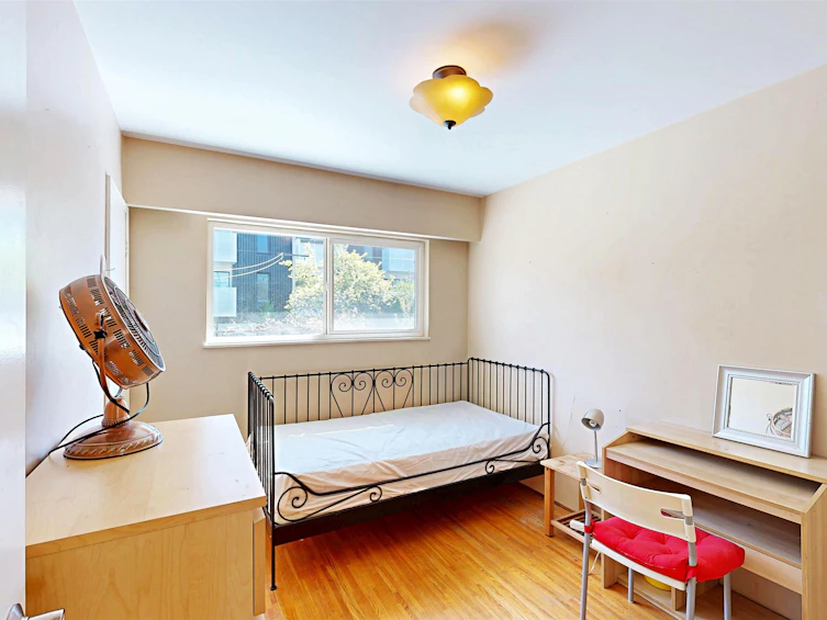3752 Beatrice Street, Vancouver, BC, V5N 4H5 - 12