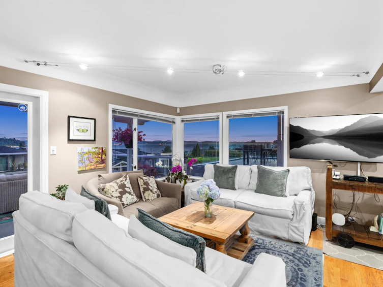 1104 Esquimalt Avenue, West Vancouver, BC, V7T 1K1 - 11