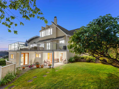 1104 Esquimalt Avenue - 3