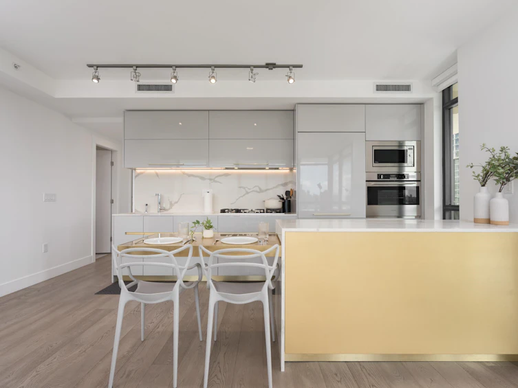 1903-4488 Juneau Street, Burnaby, BC, V5C 0M4 - 4