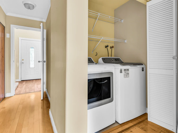 14783 101 Avenue, Surrey, BC, V3R 7H7 - 14
