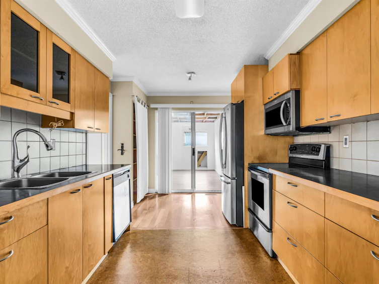 14783 101 Avenue, Surrey, BC, V3R 7H7 - 9