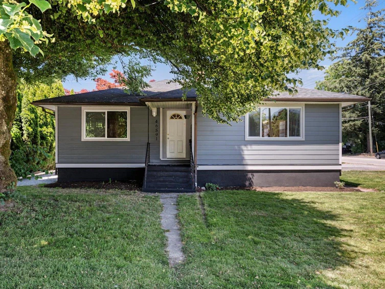 46591 Portage Avenue, Chilliwack, BC, V2P 3G3 - 2