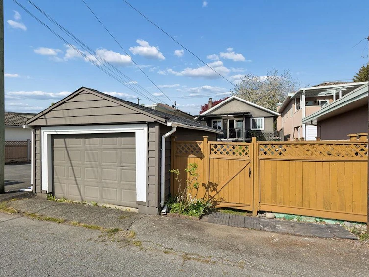 4344 Skeena Street, Vancouver, BC, V5R 2L7 - 31