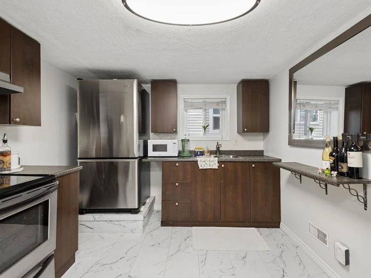 4344 Skeena Street, Vancouver, BC, V5R 2L7 - 24