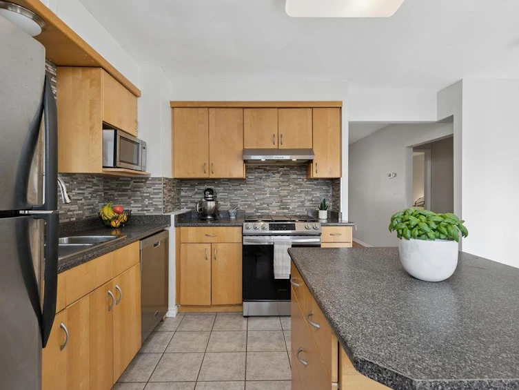4344 Skeena Street, Vancouver, BC, V5R 2L7 - 6