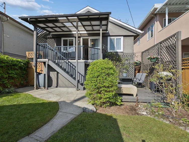 4344 Skeena Street, Vancouver, BC, V5R 2L7 - 10