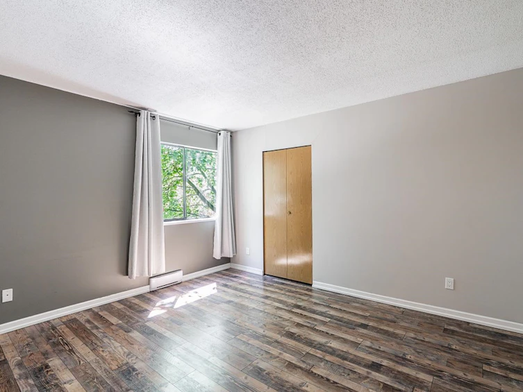 207-17661 58a Avenue, Surrey, BC, V3S 1N4 - 18