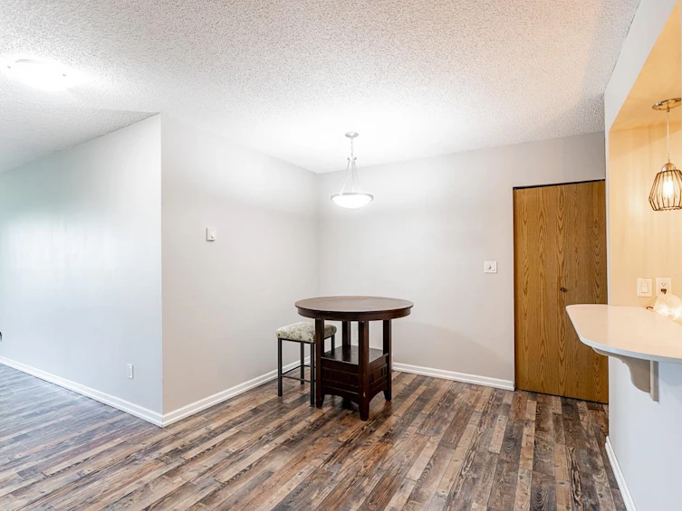 207-17661 58a Avenue, Surrey, BC, V3S 1N4 - 11