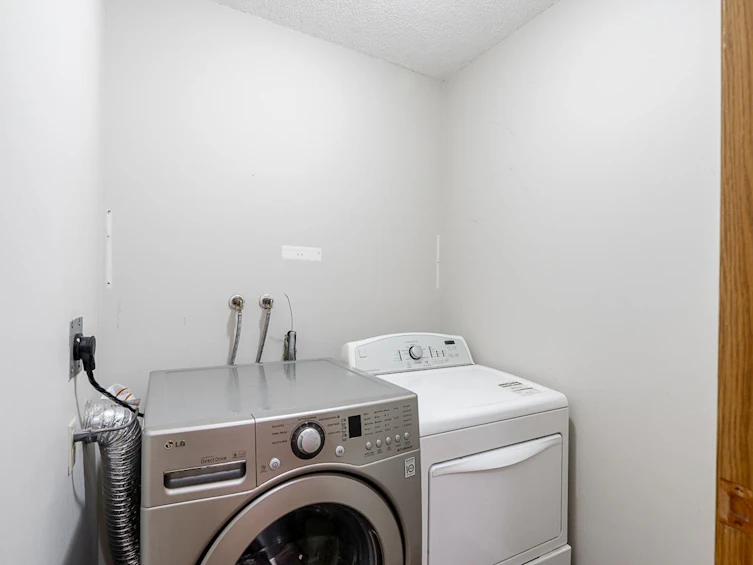 207-17661 58a Avenue, Surrey, BC, V3S 1N4 - 20