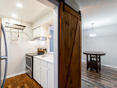 207-17661 58a Avenue - 4