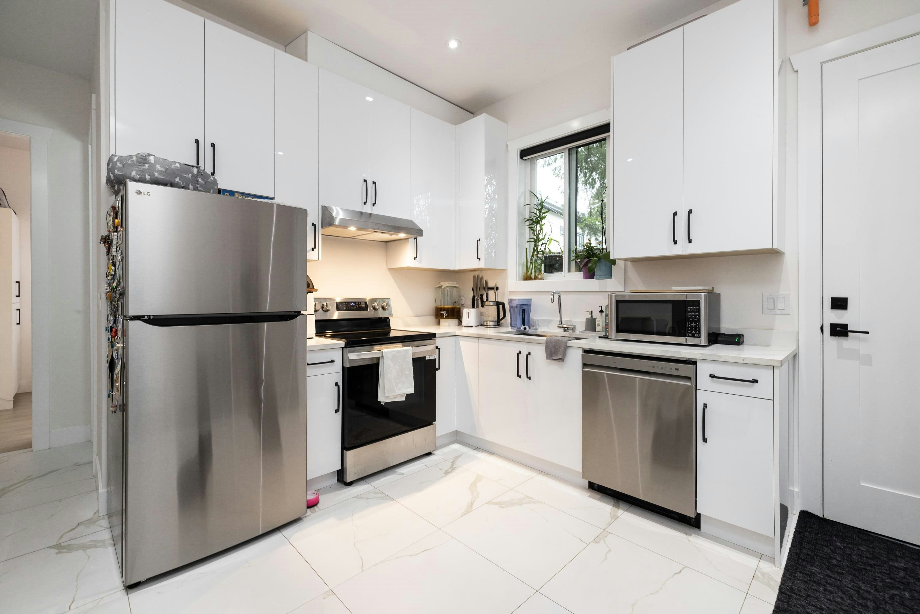1421 Barberry Drive, Port Coquitlam, BC, V3B 1G2 - 29