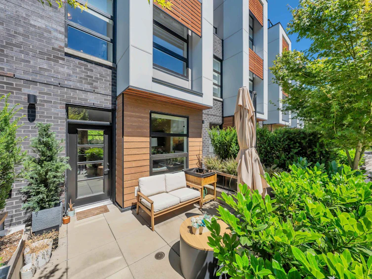 1202-6085 Irmin Street, Burnaby, BC, V5J 5C5