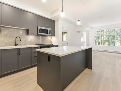 611-3480 146a Street - 4