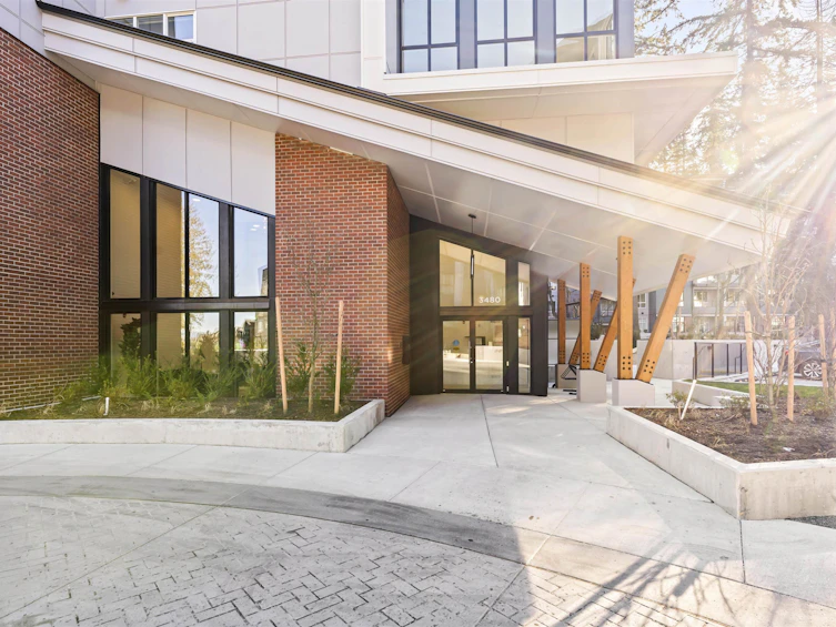 611-3480 146a Street, Surrey, BC, V4P 0H6 - 2