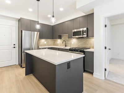 611-3480 146a Street - 5