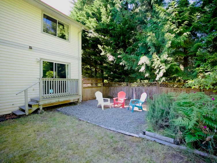 852 Tralee Place, Gibsons, BC, V0N 1V7 - 35