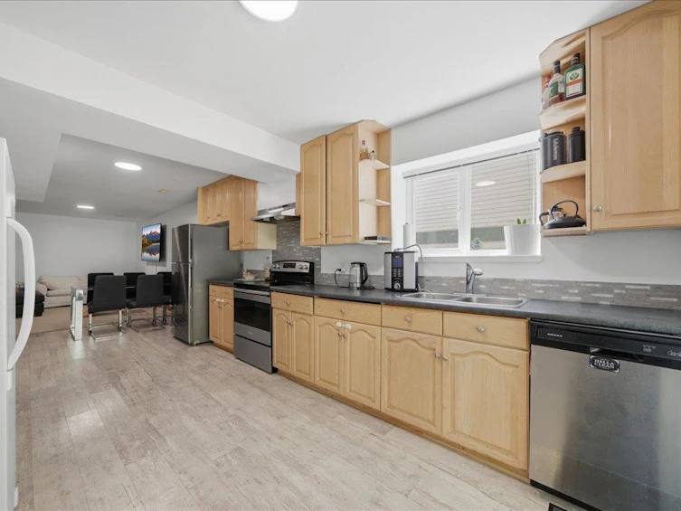 1594 Plateau Crescent, Coquitlam, BC, V3E 3B3 - 29